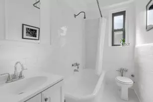 314 W 77th St, New York City, NY 10024 - Photo 8