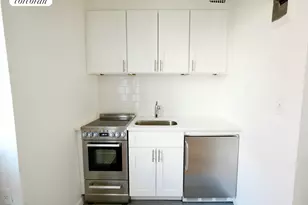 30 E 95th St, New York City, NY 10128 - Photo 4