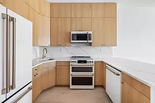 110 Luquer St, New York City, NY 11231 - Photo 4