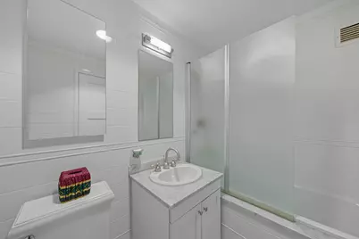 425 5th Avenue #57-A, New York City, NY 10016 - Photo 12