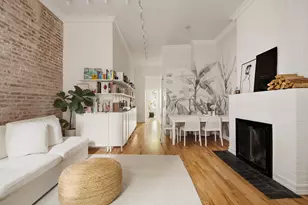 172 W 82 St, New York City, NY 10024 - Photo 2