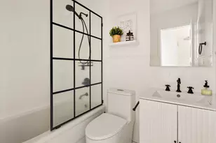 172 W 82 St, New York City, NY 10024 - Photo 8