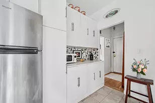 565 W 169th St, New York City, NY 10032 - Photo 8