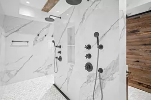 360 W 36th St., New York City, NY 10018 - Photo 12