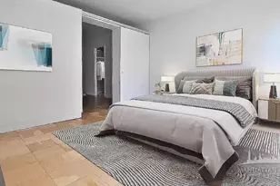 330 E 46th St, New York City, NY 10017 - Photo 2