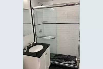 330 E 46th Street #5L, New York City, NY 10017 - Photo 6