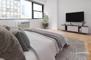 330 E 46th St, New York City, NY 10017 - Photo 4