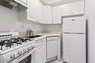 135 E 54th St, New York City, NY 10022 - Photo 4