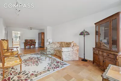 70-25 Yellowstone Boulevard #2M, New York City, NY 11375 - Photo 4