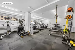 300 E 71st St, New York City, NY 10021 - Photo 16