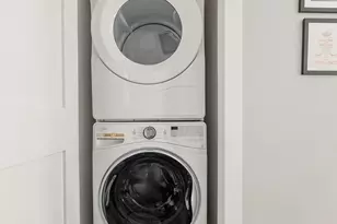 300 E 71st St, New York City, NY 10021 - Photo 12