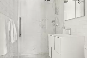 300 E 71st St, New York City, NY 10021 - Photo 10