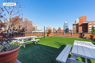 300 E 71st St, New York City, NY 10021 - Photo 18