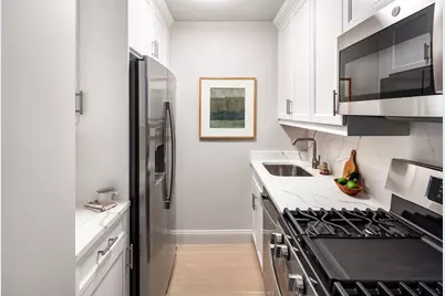 155 W 68th Street #1921, New York City, NY 10023 - Photo 4