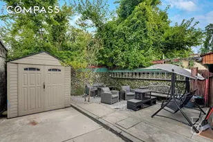 37-09 20th Rd, New York City, NY 11105 - Photo 16