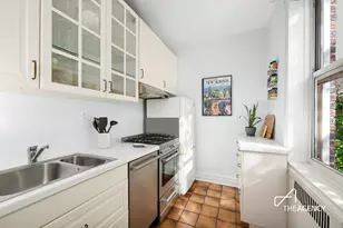 225 Park Pl, New York City, NY 11238 - Photo 4