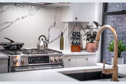 321 W 55th Street #41, New York City, NY 10019 - Photo 4