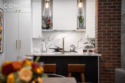 321 W 55th Street #41, New York City, NY 10019 - Photo 1