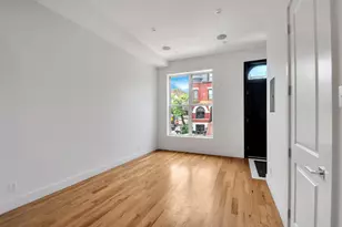 4 Alice Ct, New York City, NY 11213 - Photo 4