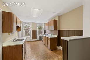 357 Degraw St, New York City, NY 11231 - Photo 8