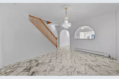 266 E 37th Street, New York City, NY 11203 - Photo 10