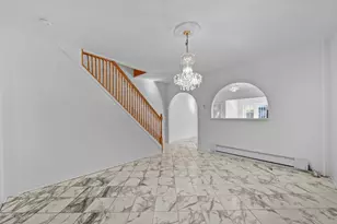 266 E 37th St, New York City, NY 11203 - Photo 10