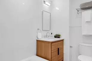 221 W 82 St, New York City, NY 10024 - Photo 12