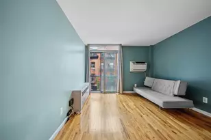 184 Thompson St, New York City, NY 10012 - Photo 2