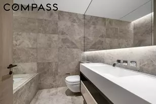 522 W 29th St, New York City, NY 10001 - Photo 12