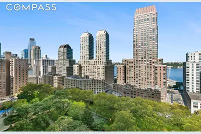 185 W End Avenue #17B, New York City, NY 10023 - Photo 2