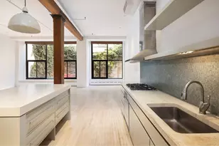 140 Thompson St, New York City, NY 10012 - Photo 26