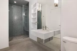 140 Thompson St, New York City, NY 10012 - Photo 32