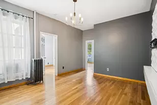 218 Scholes St, New York City, NY 11206 - Photo 2