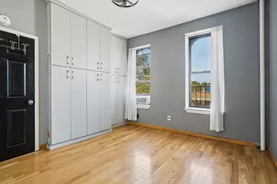 218 Scholes Street #9, New York City, NY 11206 - Photo 4