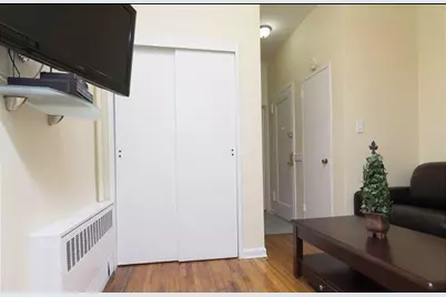 238 E 82nd Street #4A, New York City, NY 10028 - Photo 2