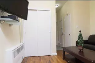 238 E 82nd St, New York City, NY 10028 - Photo 2