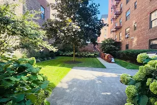 32-22 91st St, New York City, NY 11369 - Photo 16