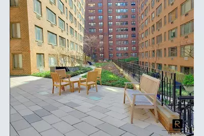 420 E 64th Street #E-10D, New York City, NY 10065 - Photo 10