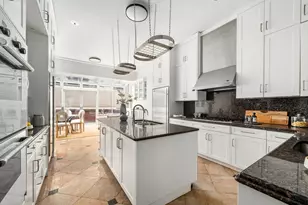 51 E 67th St, New York City, NY 10065 - Photo 4