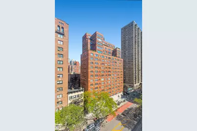 240 E 79th Street #8A, New York City, NY 10021 - Photo 12