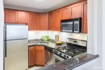 515 E 7th Street #3P, New York City, NY 11218 - Photo 8