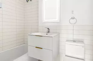 360 E 72nd St, New York City, NY 10021 - Photo 8