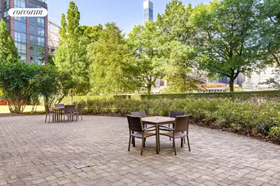 415 Main Street #PH2G, New York City, NY 10044 - Photo 28