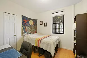 21-05 33rd St, New York City, NY 11105 - Photo 2