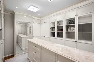 800 Park Ave, New York City, NY 10021 - Photo 14