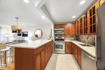 447 W 45th Street #2A, New York City, NY 10036 - Photo 4