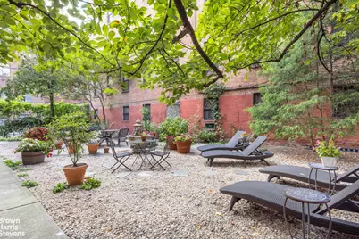 447 W 45th Street #2A, New York City, NY 10036 - Photo 10