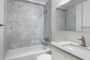 447 W 45th St, New York City, NY 10036 - Photo 8