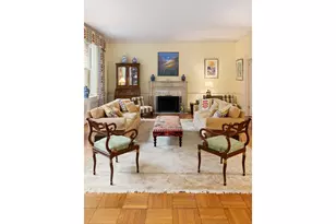 993 Park Ave, New York City, NY 10028 - Photo 2