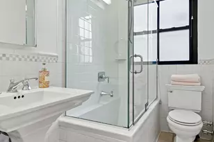 235 E 22nd St, New York City, NY 10010 - Photo 6